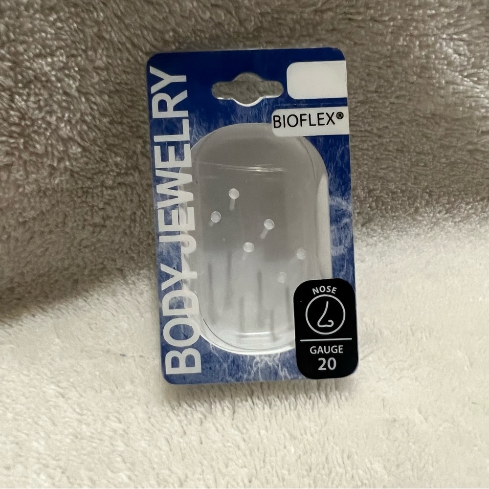 🌴Unisex Body Jewelry Bioflex 6 Count Nose Studs